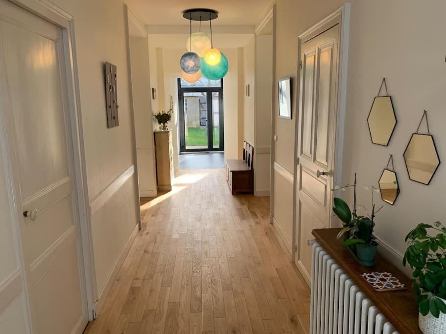 2e étage maison de maître, 4 chambres Beaupréau-en-Mauges Extérieur photo